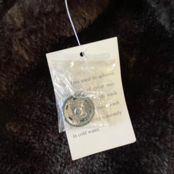 DENIM & COMPANY Green Woman’s Faux Fur Lined Vest Size XL - Picture 8 of 13